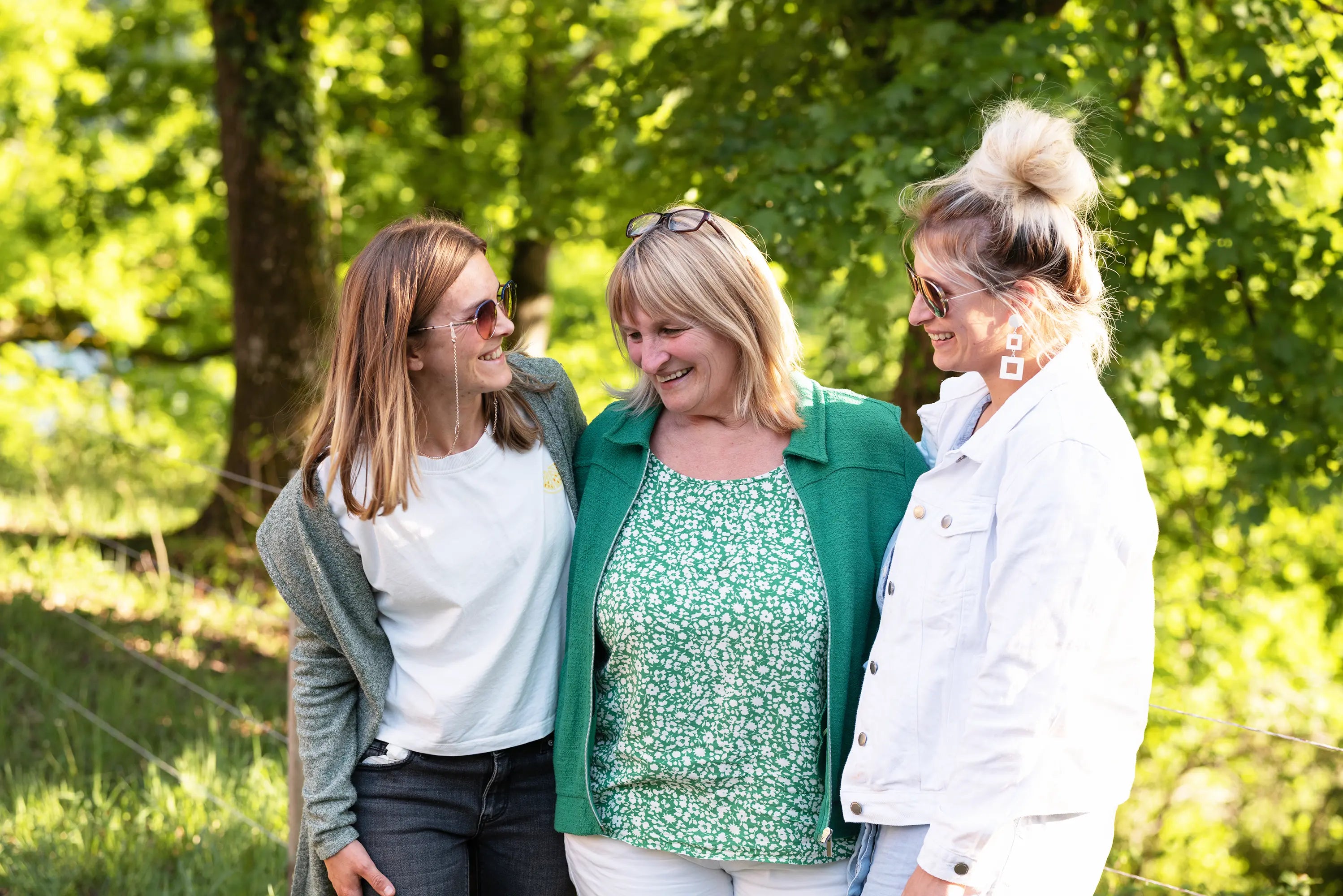 Porträt von drei Frauen - Porträtfoto von Thomas Malek, Fotograf in Rohrenfels, Neuburg an der Donau, Schrobenhausen, Ingolstadt, Eichstätt und Donauwörth
